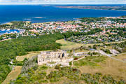 anlggningar, Borgholm, Borgholms, byggnationer, drnarbilder, drnarfoto, flygbild, flygbilder, flygfoto, flygfoton, landskap, ruin, slottsruin, sommar, land