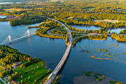 Bergsviken, Bergsvikensundet, bro, broar, drnarbilder, drnarfoto, flygbild, flygbilder, flygfoto, flygfoton, hngbro, Killingholmen, landskap, Norrbotten, Pite, samhllen, sommar, Storfors, stder, holmabron