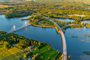 Bergsviken, Bergsvikensundet, bro, broar, drnarbilder, drnarfoto, flygbild, flygbilder, flygfoto, flygfoton, hngbro, Killingholmen, landskap, Norrbotten, Pite, samhllen, sommar, Storfors, stder, holmabron