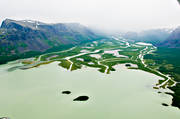 deltaland, deltalandskap, dimma, drnarbilder, drnarfoto, flygbild, flygbilder, flygfoto, flygfoton, jkelvatten, Laitaure, landskap, lappland, nationalpark, nationalparker, Rapadalen, Rapatno, sarek, sommar