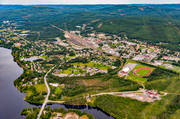 banvall, drnarbilder, drnarfoto, flygbild, flygbilder, flygfoto, flygfoton, jrnvg, jrnvgsknut, Medelpad, Mittbanan, Norra Stambanan, samhllen, sommar, nge