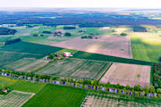 anlggningar, drnarbilder, drnarfoto, flygbild, flygbilder, flygfoto, flygfoton, Gta kanal, kanal, kommunikationer, landskap, sevrdheter, sjfart, sommar, Treboda, Vstergtland