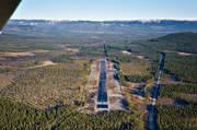 asfaltbana, byggnationer, drnarbilder, drnarfoto, flygbild, flygbilder, flygfoto, flygfoton, flygplats, Hede, Hedeviken, Hedlanda, Hrjedalen, hst, landningsbana, Vemdalen