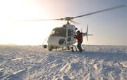 fjll, flyga, flygning, fritid, helikopter, heliski, kommunikationer, luftfart, skidkare, skidkning, Snasahgarna, sport, utfrskning, vinter