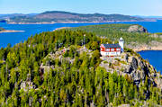anlggningar, byggnader, drnarbilder, drnarfoto, flygbild, flygbilder, flygfoto, flygfoton, fyr, fyrtorn, hga kusten, Hgbonden, Hgbondens, kommunikationer, landskap, sevrdhet, sevrdheter, sjfart, sommar, sommardag, utflyktsml, ngermanland