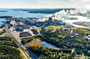 anlggningar, drnarbilder, drnarfoto, fabrik, flygbild, flygbilder, flygfoto, flygfoton, Husum, kustnra, massafabrik, massaindustri, Mets Board, pappersbruk, pappersmassa, Rgn, samhllen, sommar, ngermanland