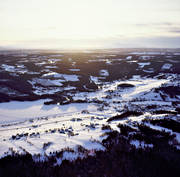 byar, drnarbilder, drnarfoto, flygbild, flygbilder, flygfoto, flygfoton, Jmtland, Kaxs, Offerdal, planbild, planbilder, samhllen, solnedgng, vinter