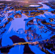 bro, broar, byggnationer, drnarbilder, drnarfoto, flygbild, flygbilder, flygfoto, flygfoton, Hrjedalen, Inlandsbanen, jrnvg, jrnvgsbro, jrnvgsbron, landskap, Ljusnan, Mankellbron, samhllen, sevrdheter, Sveg, vinter