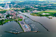 bthamn, drnarbilder, drnarfoto, flygbild, flygbilder, flygfoto, flygfoton, hamn, Mariestad, smbtshamn, sommar, stder, Vnern, Vstergtland