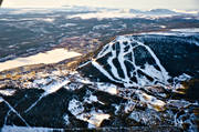 drnarbilder, drnarfoto, flygbild, flygbilder, flygfoto, flygfoton, funsdalen, Funsdalsberget, Funsdalssjn, Hrjedalen, hst, nedfarter, samhllen, skidbackar, skidort, turistort