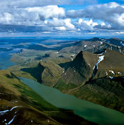 Bajip Gaidumjavri, flygbilder, flygfoton, Kaitumdalen, Kaska Kaitumjaure, landskap, Lappland, Padje Kaitumjaure, sommar, Suorrekaise