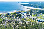 anlggningar, badplats, byggnader, drnarbilder, drnarfoto, flygbild, flygbilder, flygfoto, flygfoton, havsbad, hotell, hst, konferenshotell, kurort, landskap, Norrbotten, Pite havsbad, Pite, Pite havsbad, samhllen, sandstrand