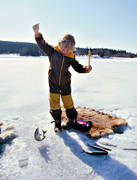 barn, fiske, fiskelycka, pimpel, pimpelfiske, pojke, sik, sikfiske, sportfiske, vinterfiske