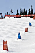 arena, bana, fart, hopp, puckelpist, puckelkare, skidor, skidkare, skidkning, snsprut, sport, tvling, tvlingsomrde, utfrskning, vinter, re