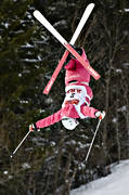 fart, hopp, puckelpist, puckelkare, skidor, skidkare, skidkning, snsprut, sport, tvling, utfrskning, vinter, re