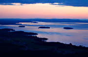 drnarbilder, drnarfoto, flygbild, flygbilder, flygfoto, flygfoton, Jmtland, kvll, landskap, midnatt, midnattsljus, natt, sommar, sommarnatt, Storsjn, stmning, stmningsbild, stmningsbilder, Utarna, rstid, rstider
