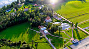 anlggningar, byggnader, Chulalongkorn, Chulalongkorns, drnarbilder, drnarfoto, flygbild, flygbilder, flygfoto, flygfoton, Jmtland, jmtlandsbilder, Kung Chulalongkorn, paviljong, paviljongen, sevrdhet, sevrdheter, tempel, Thailndska, Thaipaviljongen, Utanede