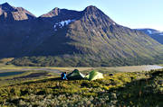 Bielloriehppe, fjll, fjlltopp, fjlltoppar, fjllvandra, fjllvandrare, fjllvandring, friluftsliv, hgfjll, landskap, Laponia, lappland, natur, Pielloreppe, Rapadalen, Rapaselet, sarek, Sarek nationalpark, Sarekfjll, sommar, tlt, tlta, tltlger, tltning, tltplats, uteliv