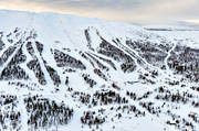 anlggningar, drnarbilder, drnarfoto, flygbild, flygbilder, flygfoto, flygfoton, Jmtland, landskap, nedfarter, skidanlggning, skidbackar, skidort, Trillevallen, vinter