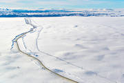 avlgset, avstnd, drnarbilder, drnarfoto, Flatruet, flatruetvgen, flygbild, flygbilder, flygfoto, flygfoton, Hrjedalen, kommunikationer, land, landskap, nyplogad, plogad, vildmark, vinter, vintervg, vita vidder, vg, rstid, rstider, de