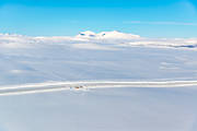 avlgset, avstnd, drnarbilder, drnarfoto, Flatruet, flatruetvgen, flygbild, flygbilder, flygfoto, flygfoton, Hrjedalen, kommunikationer, land, landskap, nyplogad, plogad, vildmark, vinter, vintervg, vita vidder, vg, rstid, rstider, de
