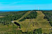 drnarbilder, drnarfoto, flygbild, flygbilder, flygfoto, flygfoton, Hrnsand, landskap, nedfarter, skidbacke, skidkning, slalombacke, sommar, vindkraftverk, Vrdkasen, ngermanland