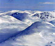 fj�ll, fj�llbild, fj�llen, fj�lltoppar, fj�llvy, flygbilder, flygfoton, J�mtland, landskap, Sk�ckerfj�llen, solbelysta, vinter, vinterfj�ll